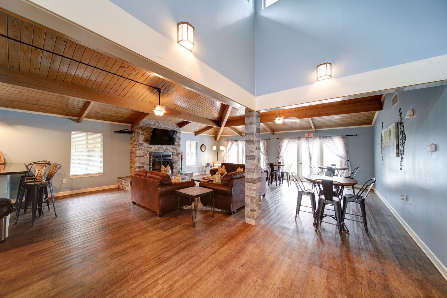 Falcon Pointe Image 16