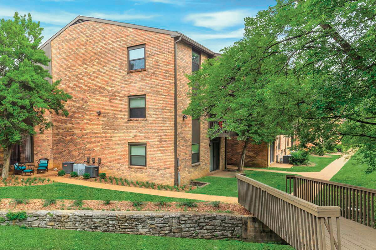 Gazebo Apartments Image 72