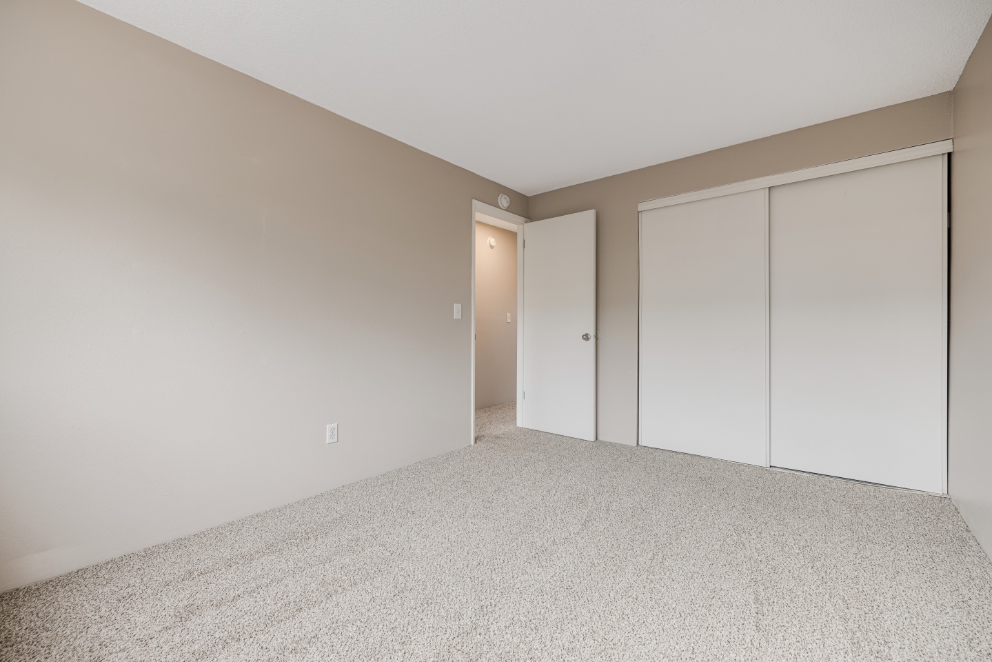Moreland Place Image 29