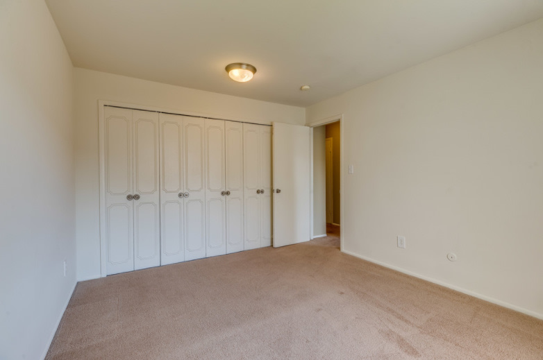 Cherry Hill Village Image 20