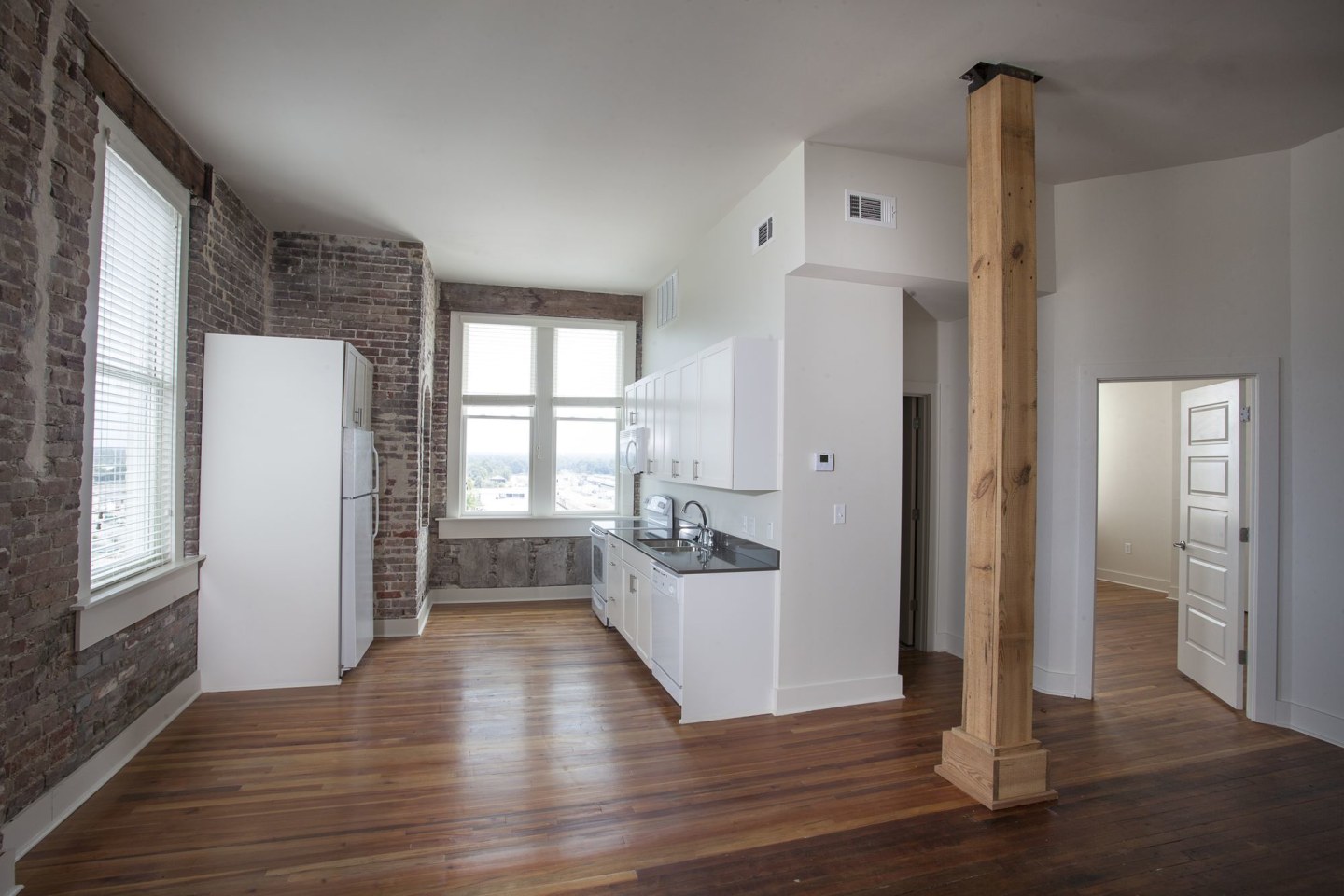 Hub City Lofts America Building Image 1