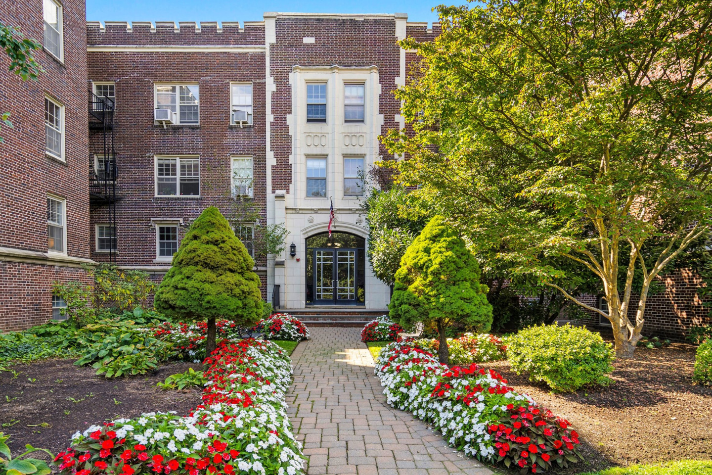Worthington House Apartments Image 14