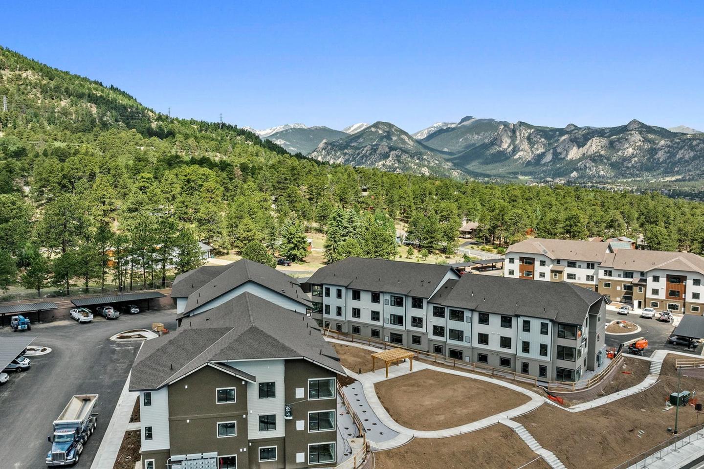 Prospector Apartments Image 24