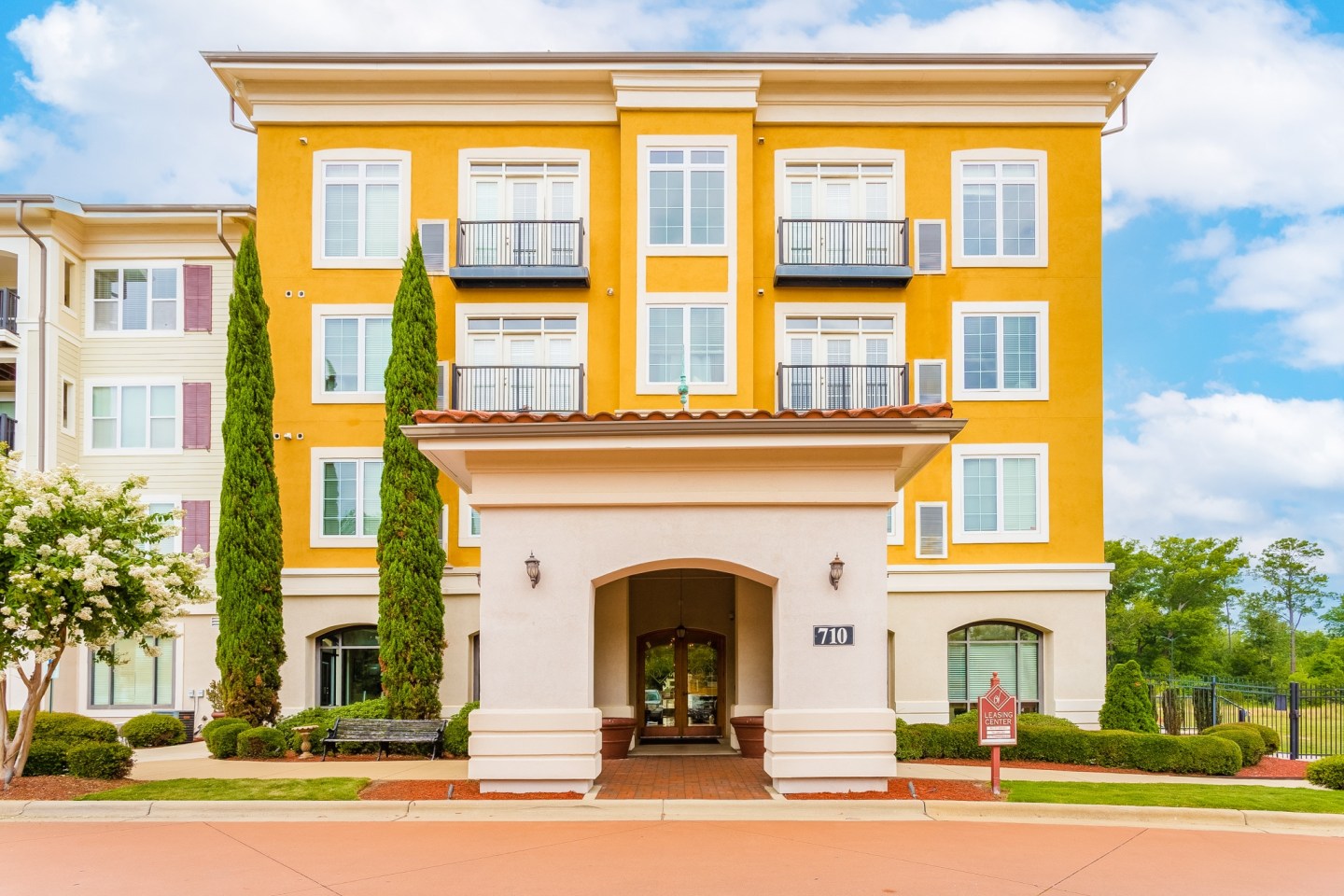 The Villagio Image 16