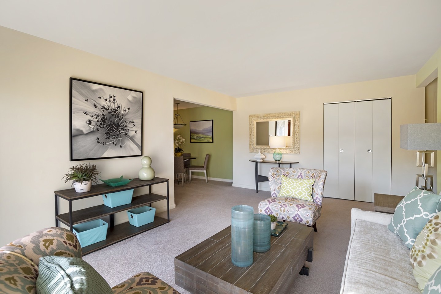 The Apartments at Elmwood Terrace Image 8