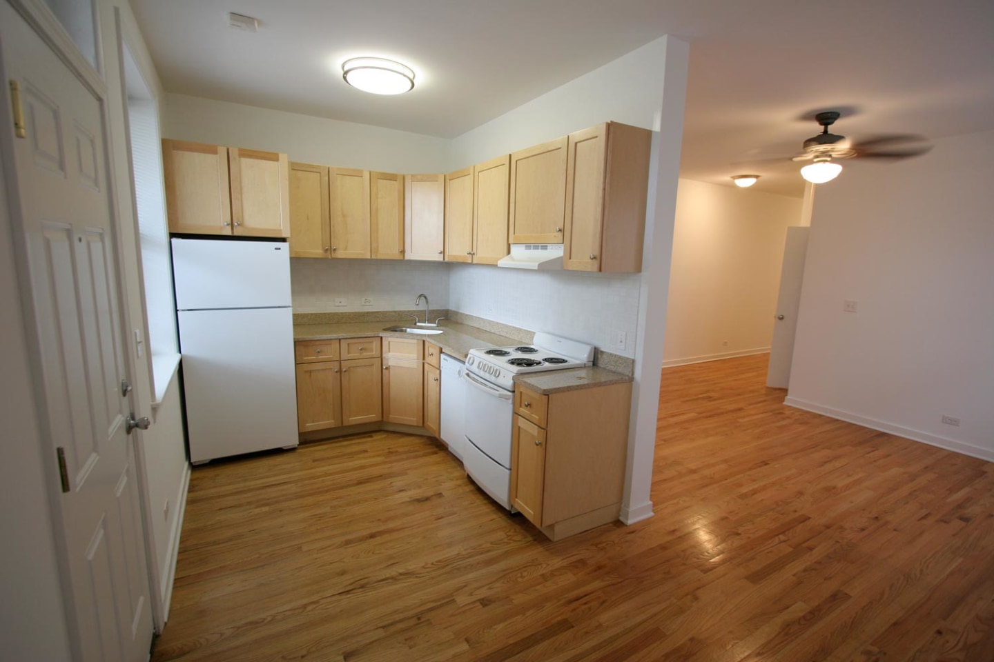 Kenwood Court Image 15