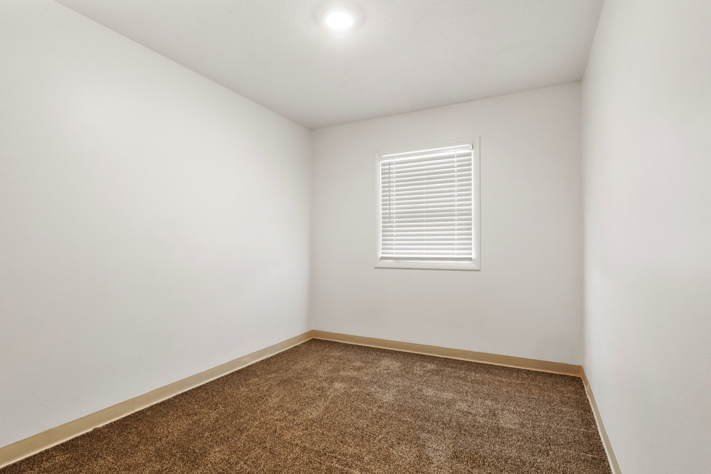 Country View Apartments Image 3