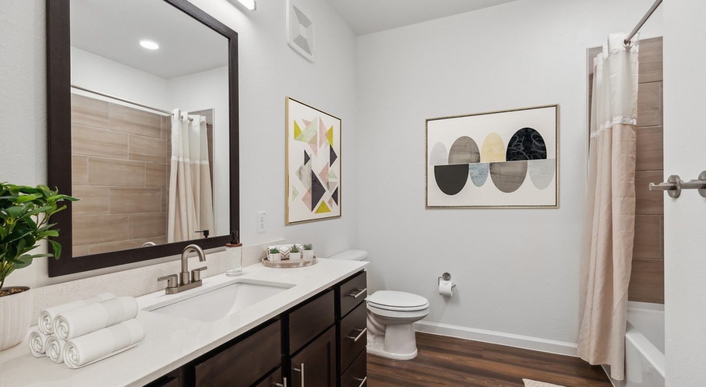 Wildwood Luxury Urban Homes Image 28