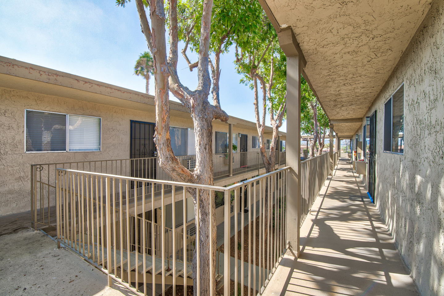 Monterey Apartments Image 18