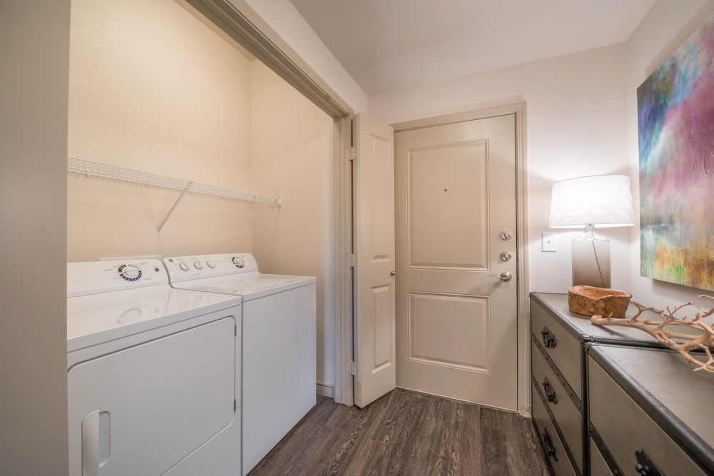Paladin Apartments Image 22