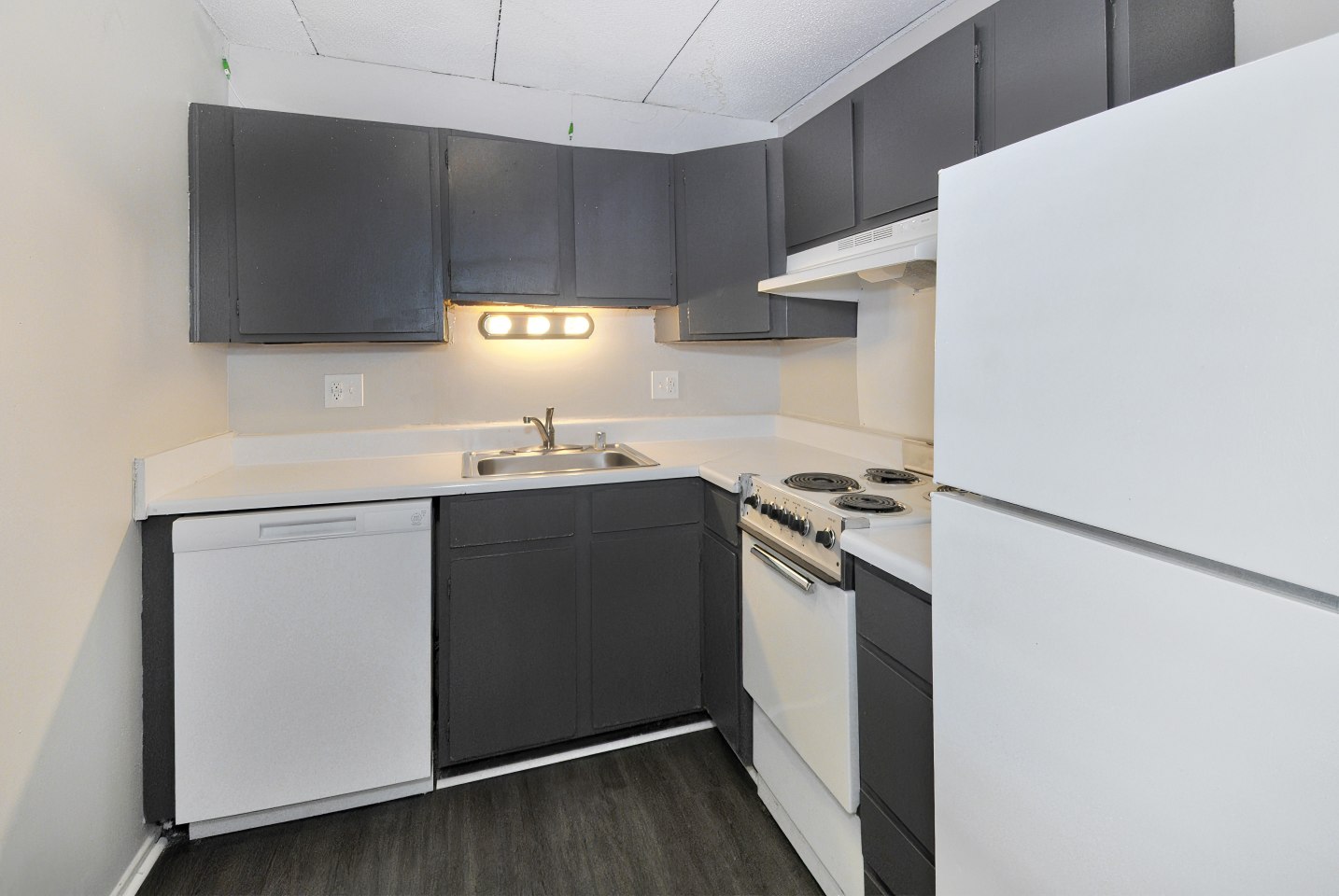Senior Housing - Highland Towers Image 3