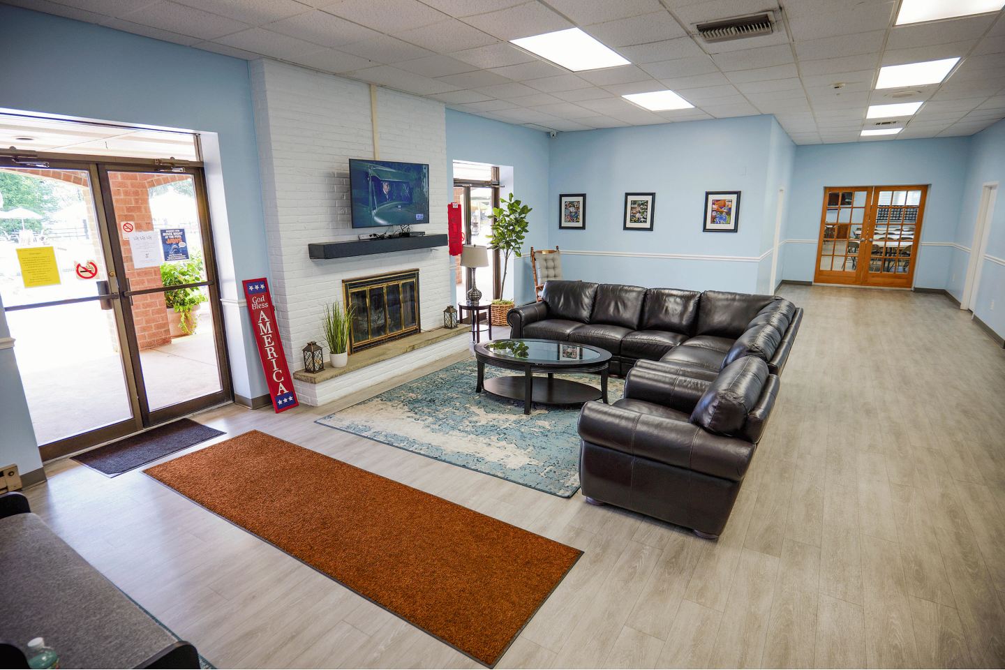 Delaire Landing Image 36