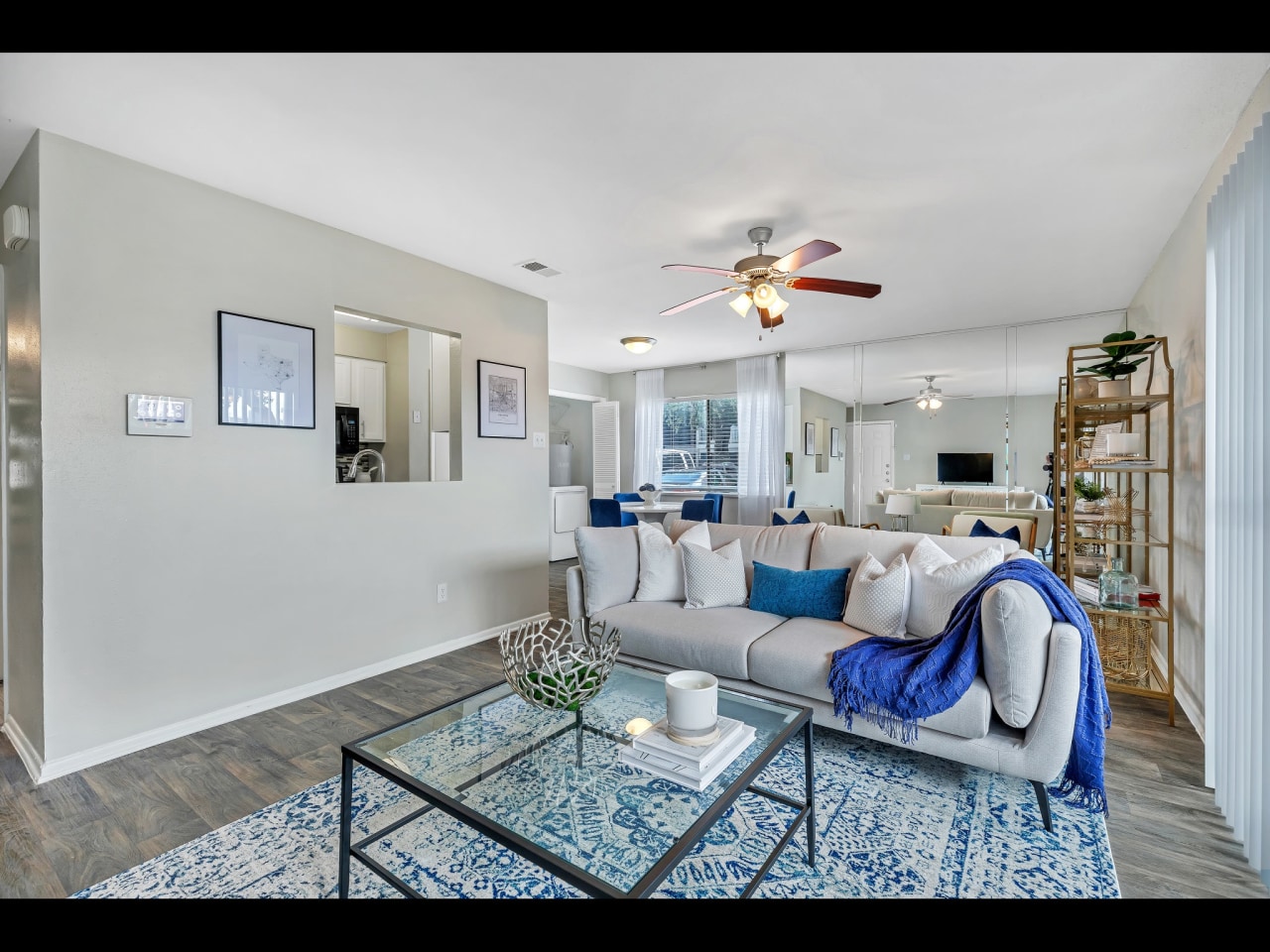 Barringer Square Image 22