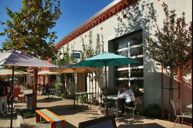 The Geffen Image 23