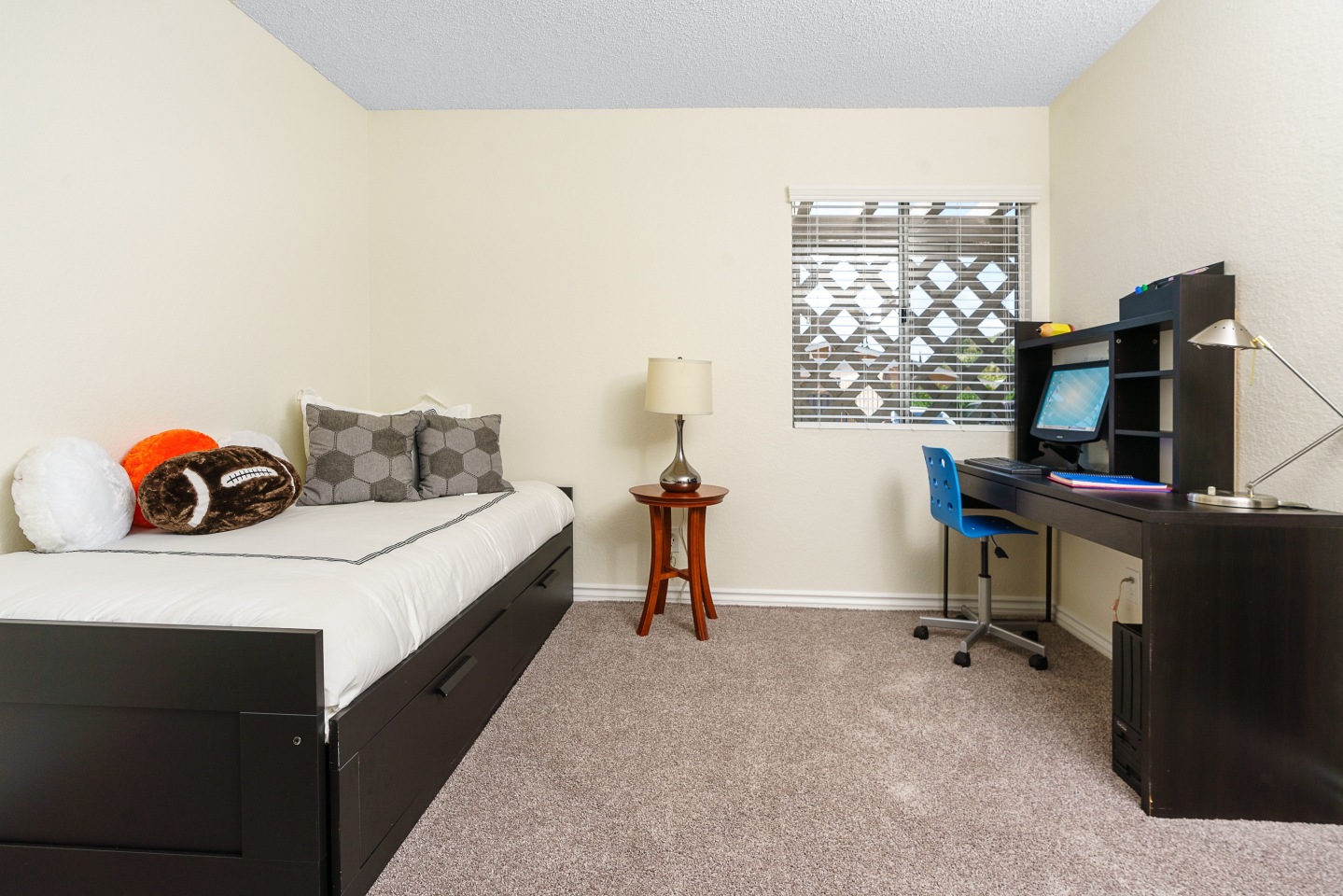 Sunstone Place Image 9