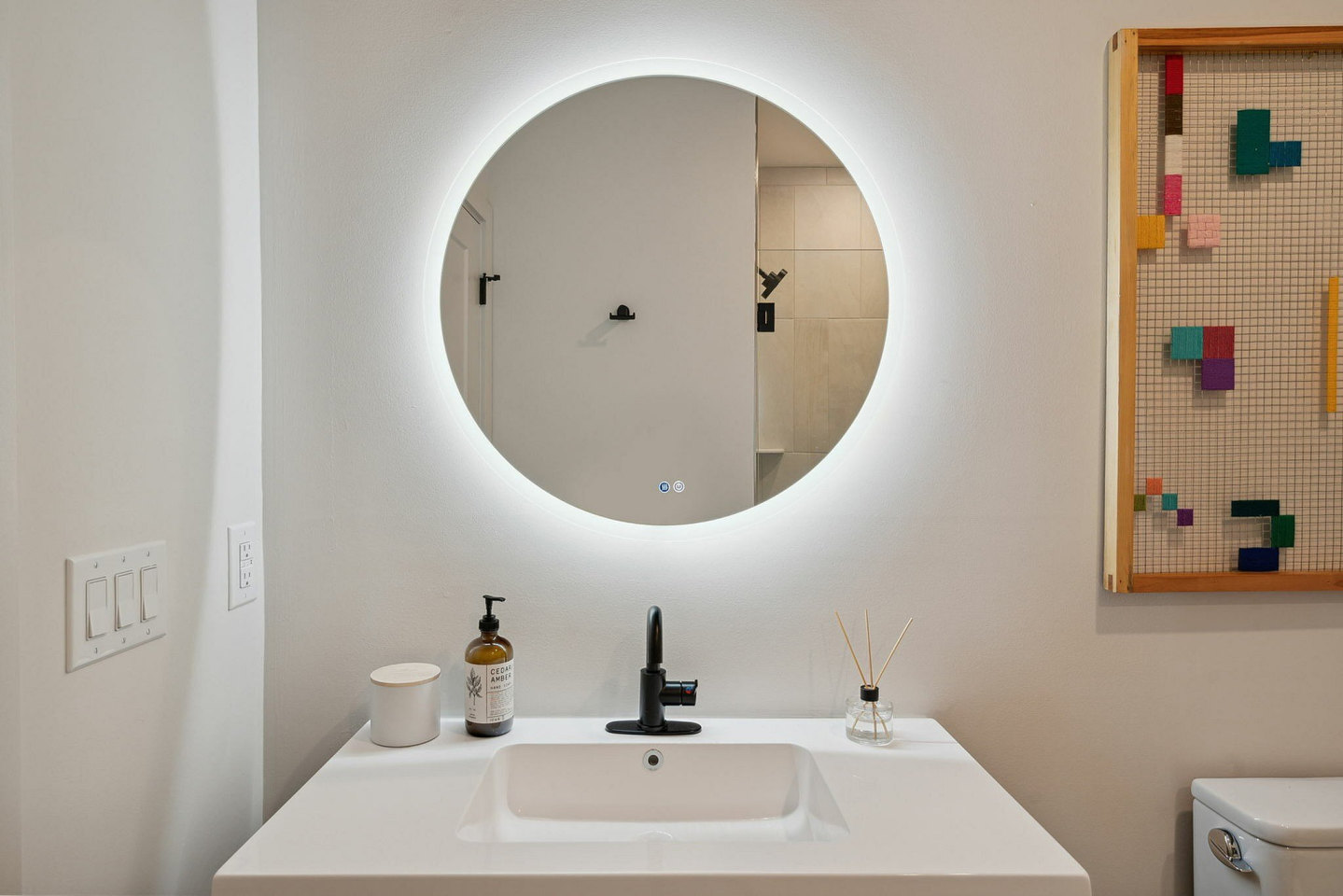 The Luxe Image 18