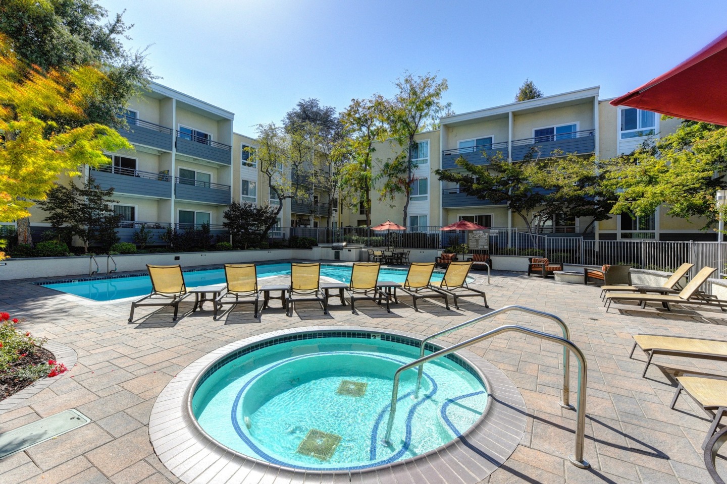 The Retreat Apartments Image 39