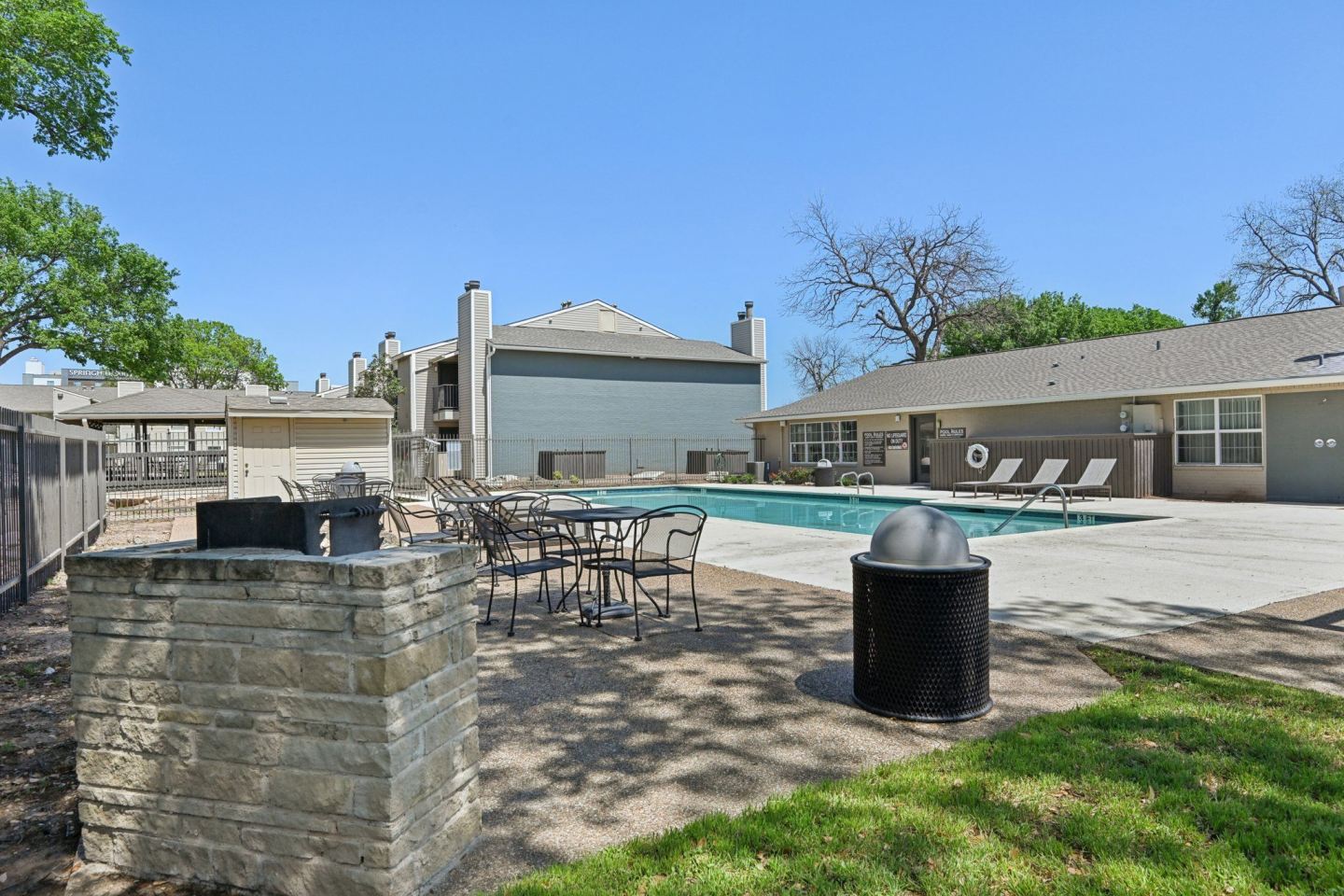 Abbey Glenn Apartments Image 102
