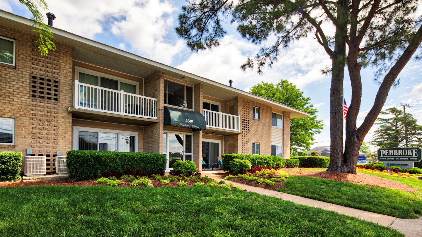 Pembroke Town Center Apartments Image 15