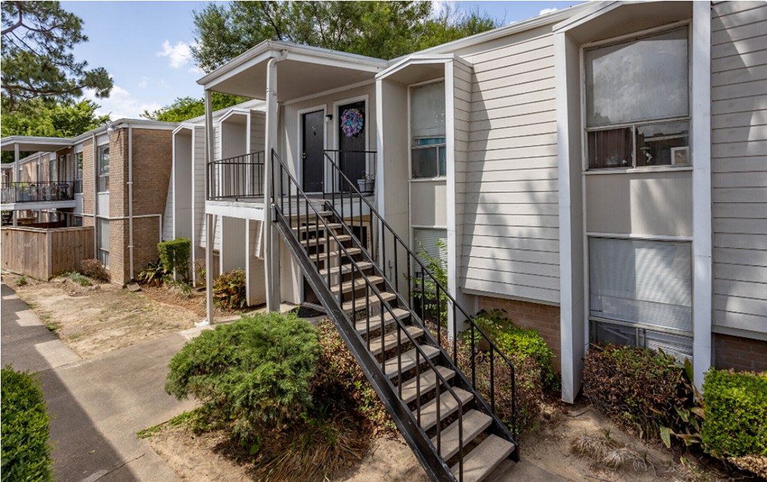 Turtle Creek Image 1