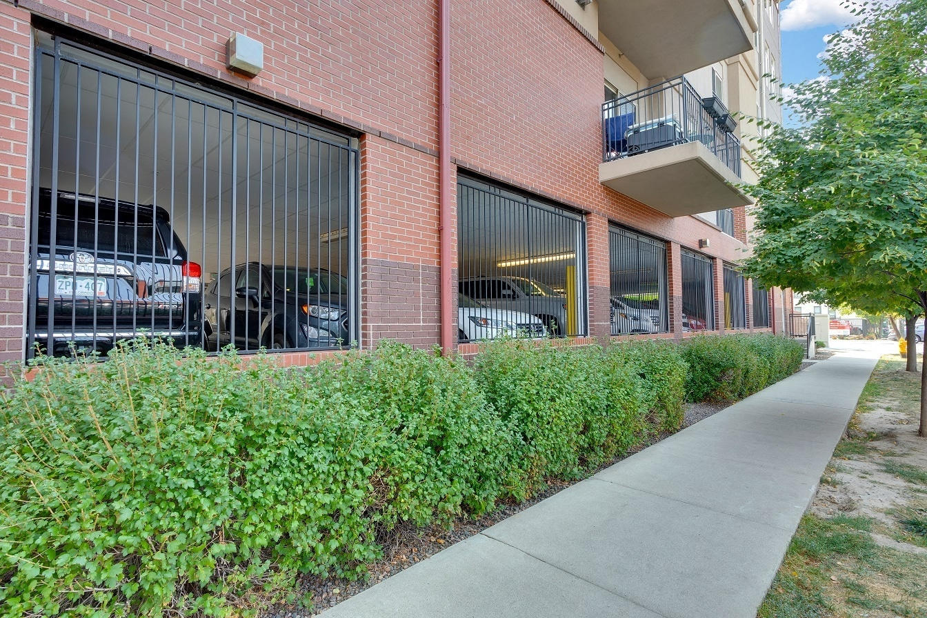 1284 Downing Image 35