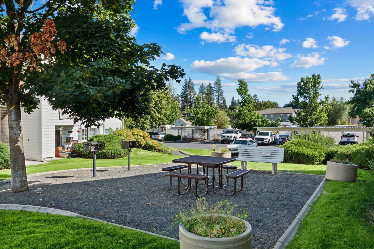 Farr Court Apartments Image 19