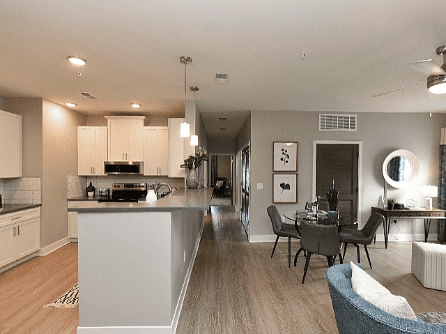32 Union Image 27