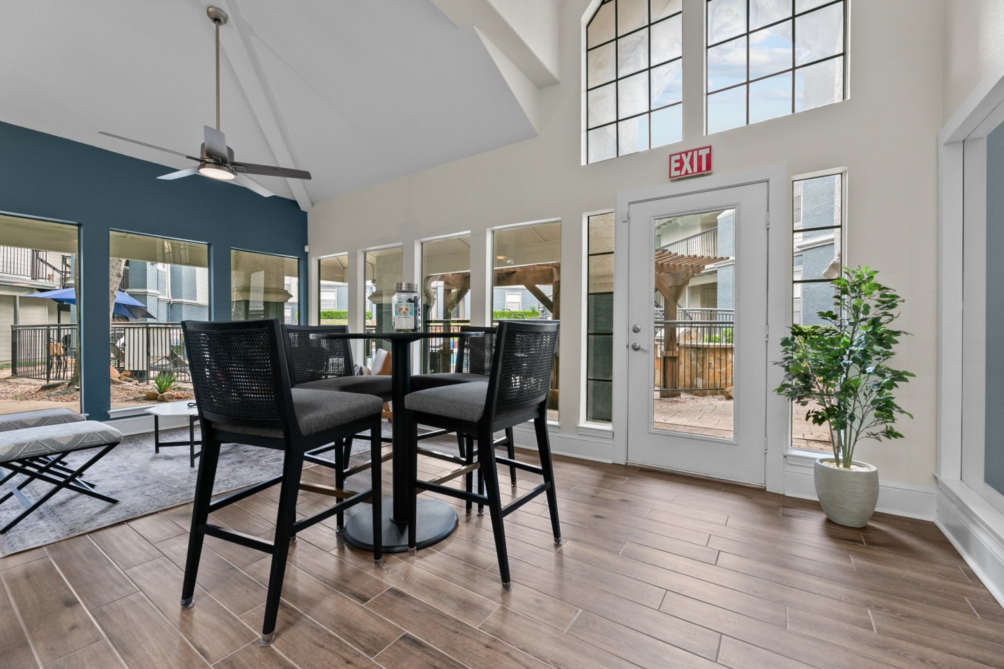 5636 Apartment Homes Image 13
