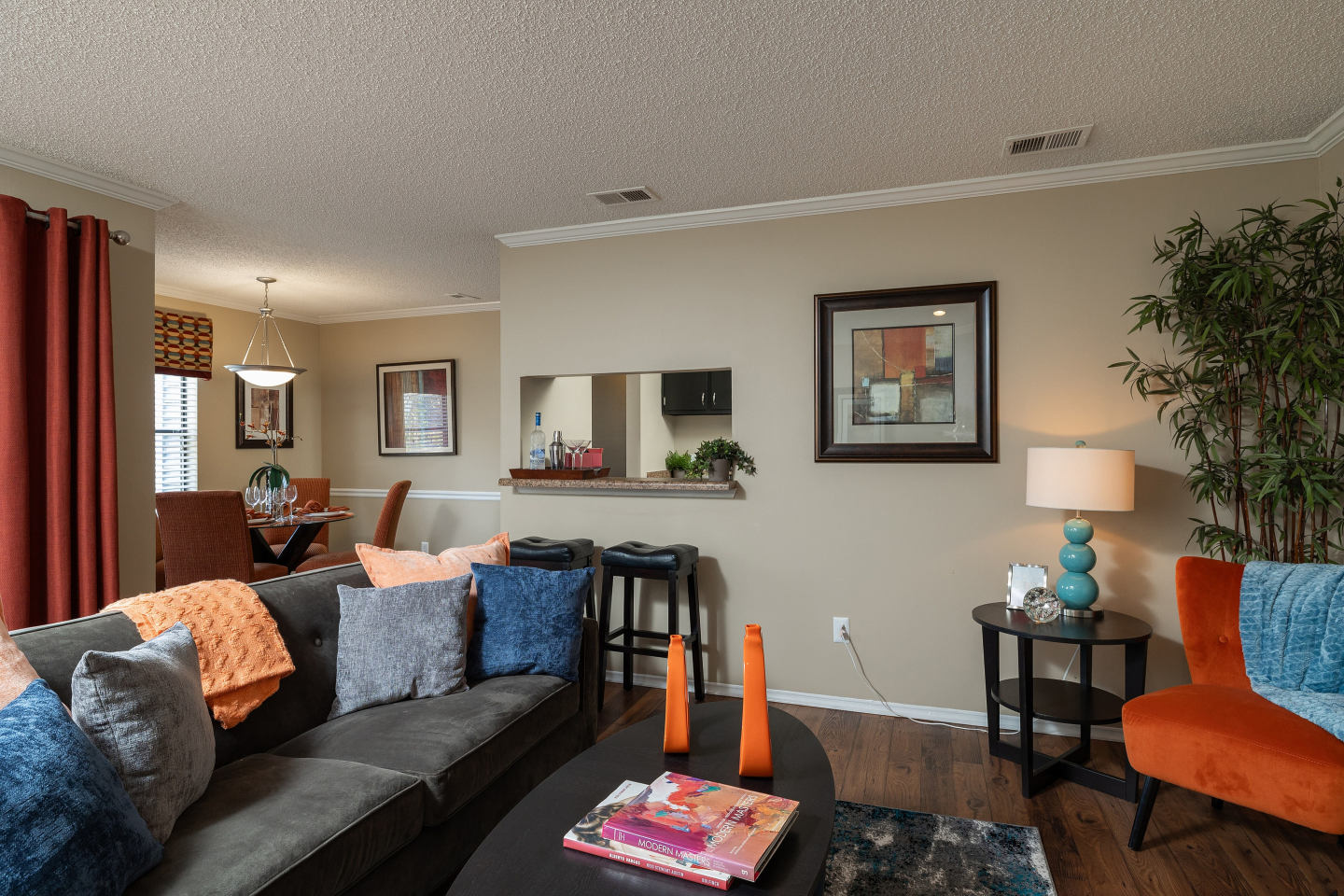 District at Hamilton Place Apartments Image 13