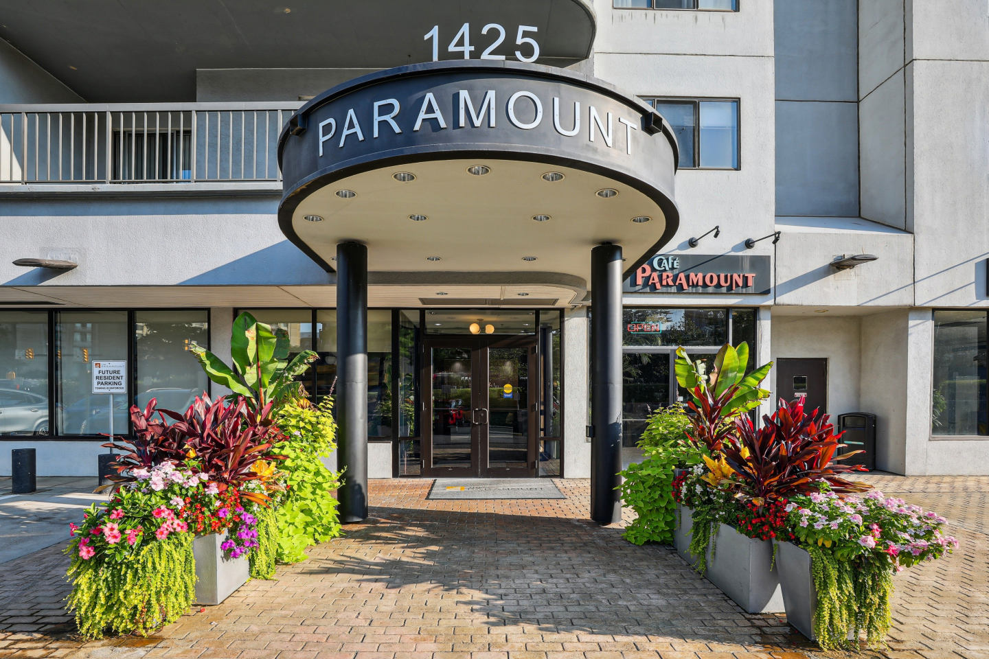 The Paramount Image 6