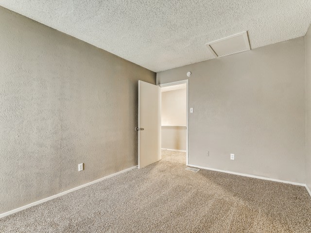 Pinewoods Apartments Image 12