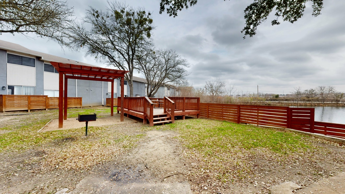 Lake Breeze Image 19