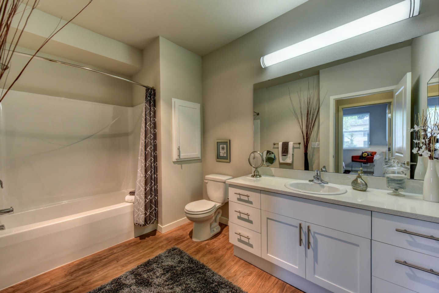 Madison Bellevue Image 14