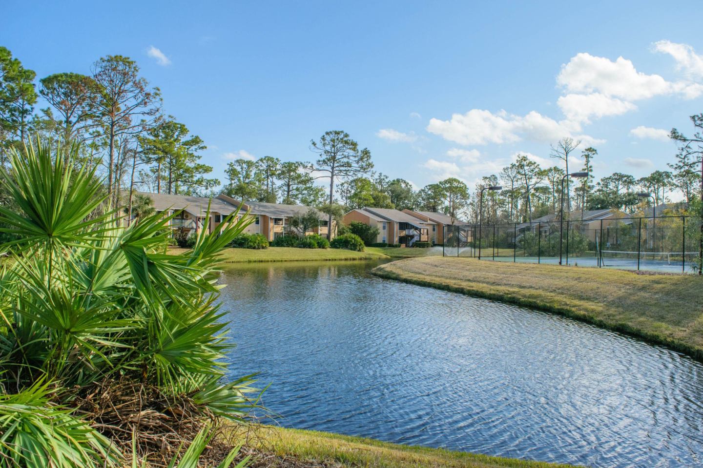 Lakeside Gardens Image 16