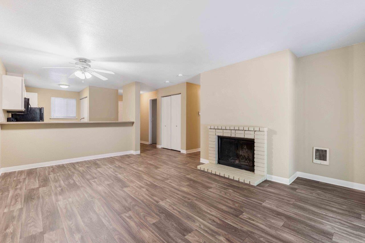 Saratoga Apartments Image 11