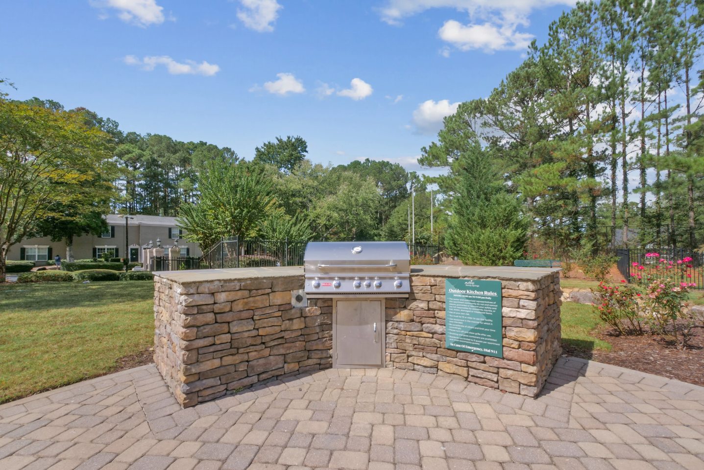 Elme Sandy Springs Image 28