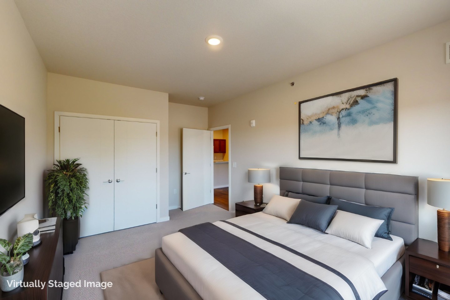 Boulevard Apartments & Townhomes Image 6
