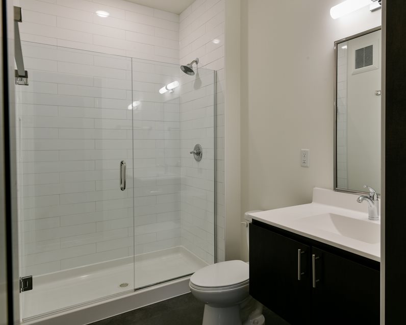 1800 Lake Uptown Image 14
