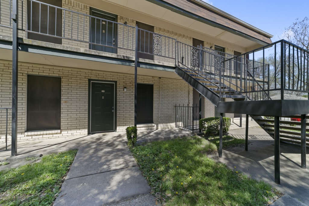 Belleview Apartments Image 3
