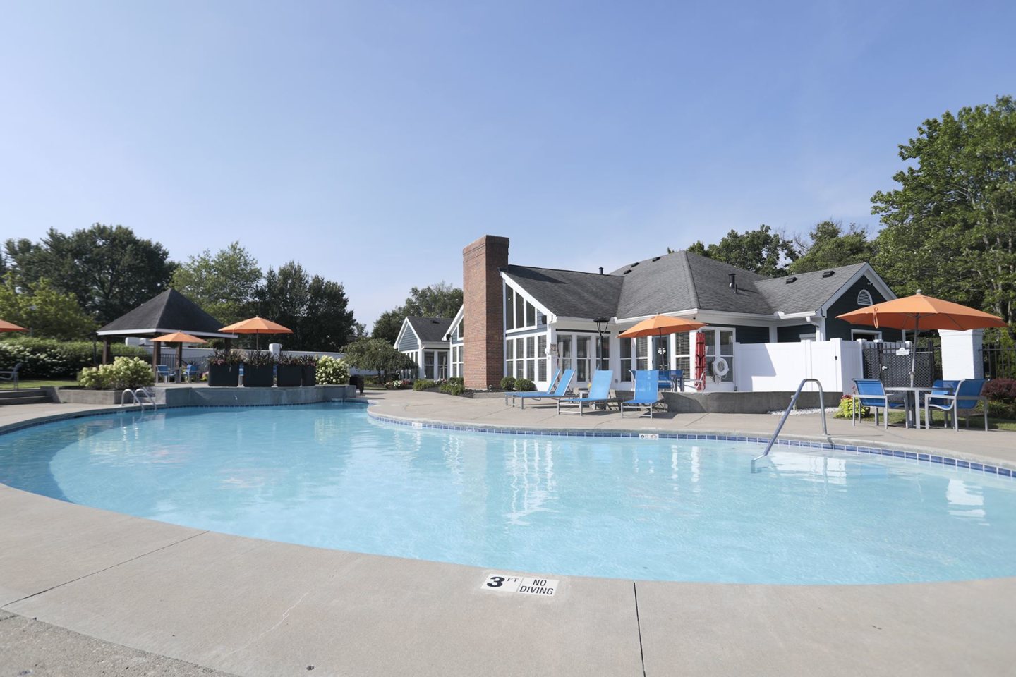 Fox Chase Apartments Image 1