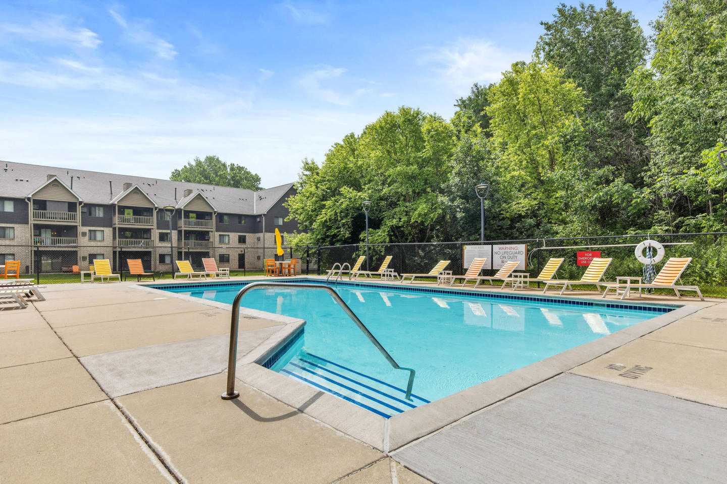 Woodridge Apartments Image 10