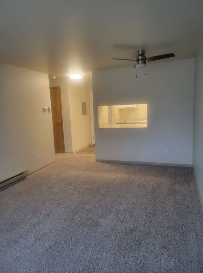 Hartford Court Image 11