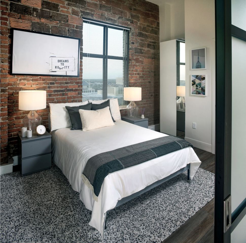 The Residences at Barnett Image 14