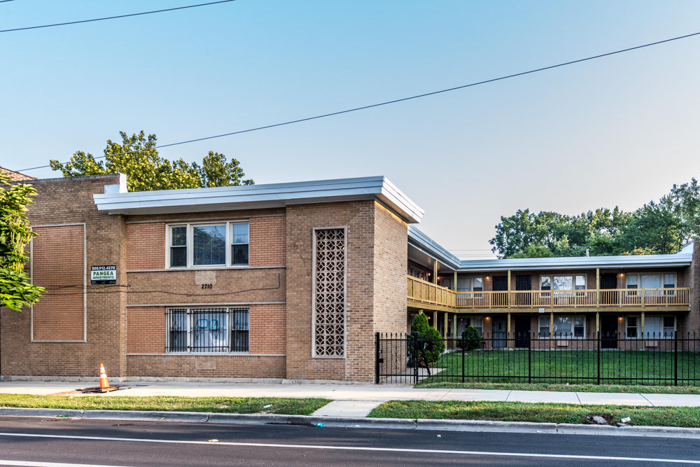 2710 E 83rd Street Image 12