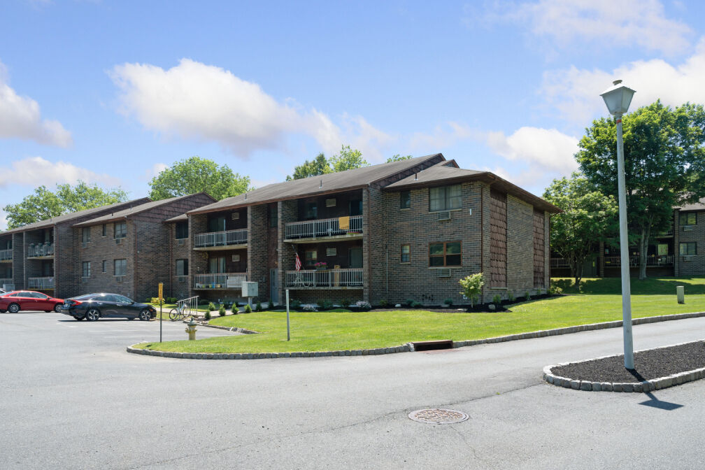 Brook Bridge Apartments Image 26