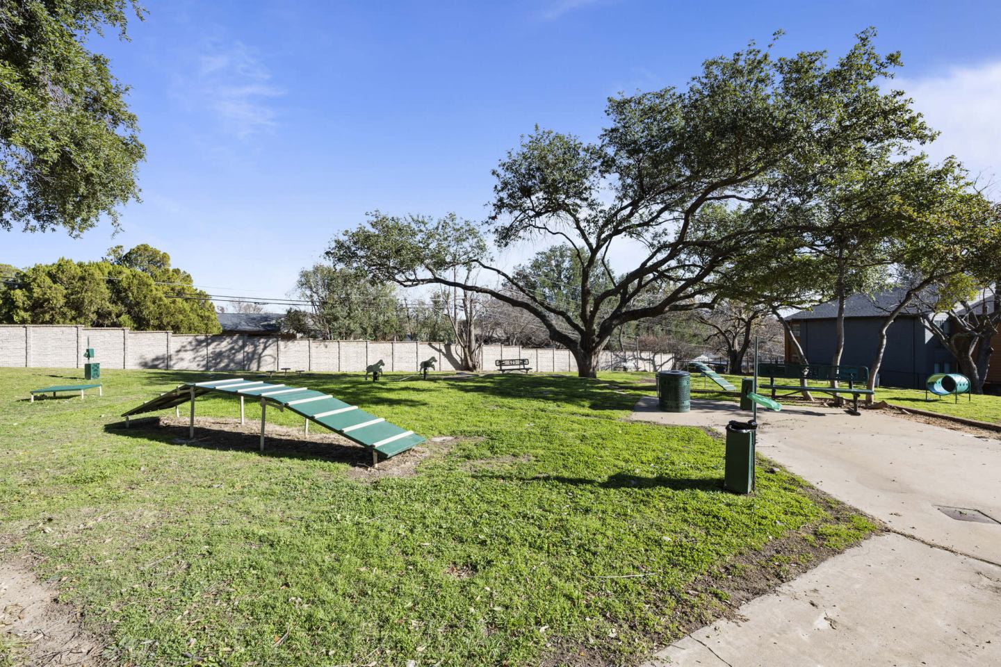 Lavera at Lake Highlands Image 28