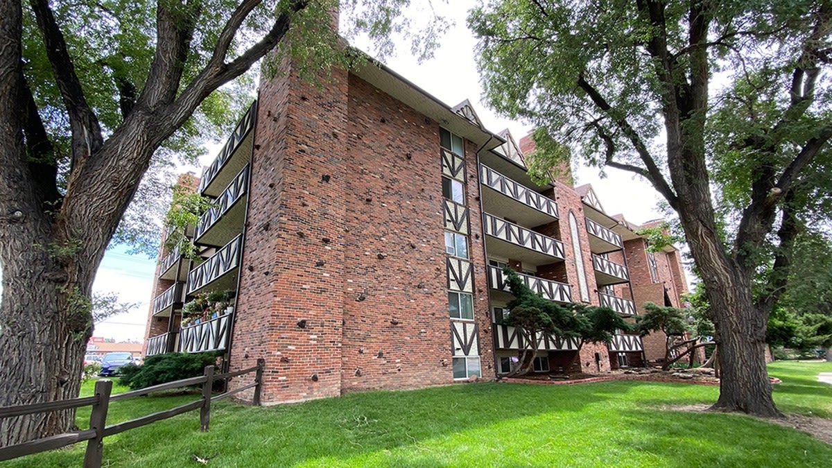 Park Bonfoy Apartments Image 2