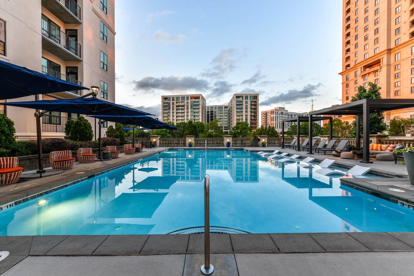 92 West Paces Image 3