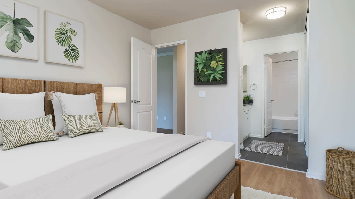The Village at Del Mar Heights Image 35