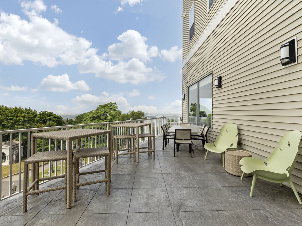 Avalon North Bergen Image 14